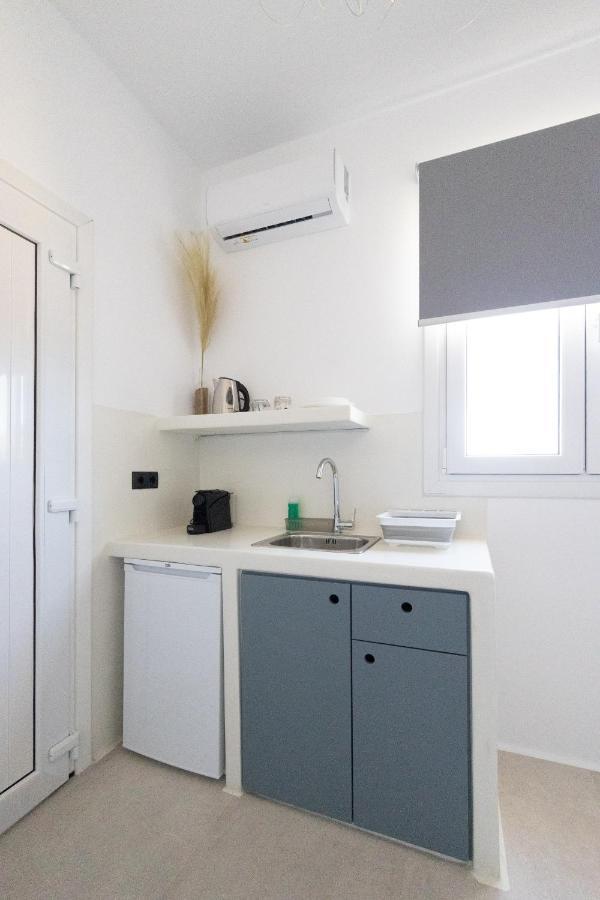 Studio 28 Maragkas Luaran gambar